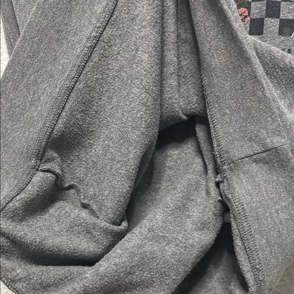 Women’s Cropped Vans Gray Hoodie with Floral Design - Picture 6 of 6